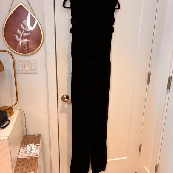 Bella Dahl Black Velvet Flutter Sleeve Wide Leg Jumpsuit Sz Small - Picture 6 of 13